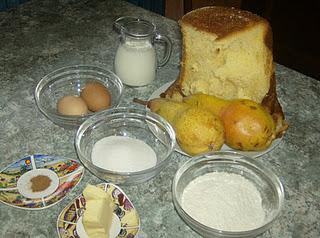 Crumble di pere con gli avanzi di pandoro ricetta di Benedetta Parodi rivisitata da Laura e Chiara