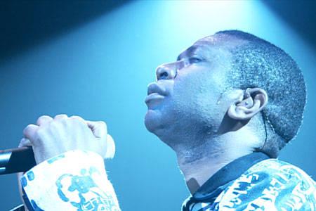 youssou ndour cantante senegalese Youssou Ndour, candidato alla Presidenza del Senegal