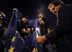 VIDEO.....2011 crisi dell'euro e l'insorgere di dubbi sull'esistenza dell'Unione Europea.