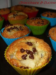 Muffins con Gocce di Cioccolato e Pera o Banana