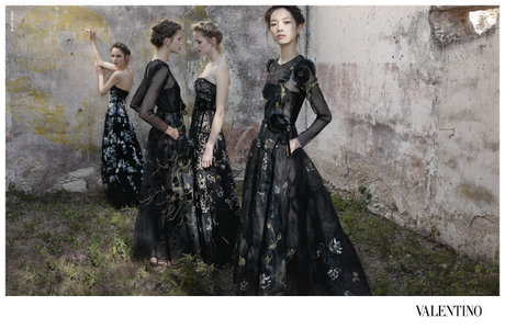 VALENTINO: Campagna Primavera Estate 2012