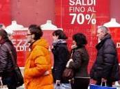 Notte auto saldi all’Outlet. Code sulla