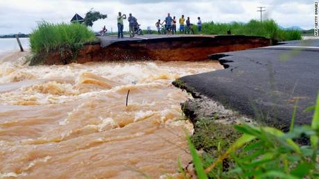 Piogge e inondazioni a Rio de Janeiro e nello stato del Minas Gerais