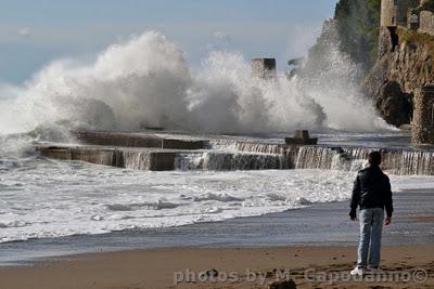 per le strade di Positano la Disney Parade ...