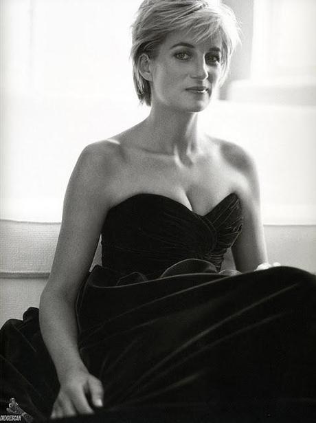 NEWS | L'eleganza di Lady Diana in mostra a Kensington Palace