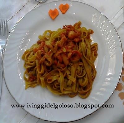 TAGLIATELLE VERDI CON SEPPIOLINE