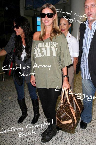 arriings_at_Sydney_airport_August_23_2010