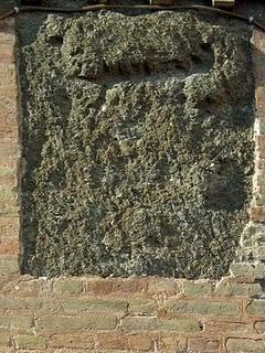 Palazzo comunale: uno stemma per ogni stagione