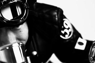 Do the Ton  Cafe Racers