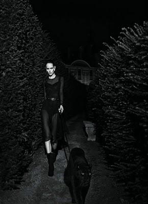 Freja Beha Erichsen in Dolce & Gabbana  su Vogue Paris sett 2010