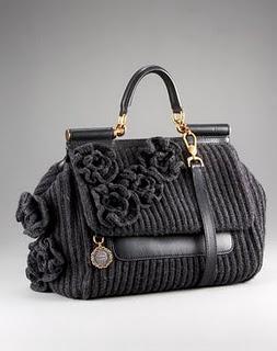 La borsa Momma Satchel crochet di Dolce & Gabbana