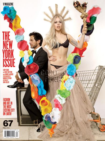 Lady GaGa sulla cover di V Megazine