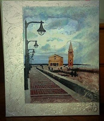 Una finestra su Caorle; decoupage con tecnica mista su tela