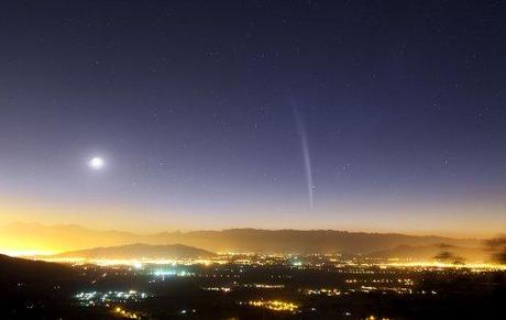 La cometa Lovejoy catturata al Paranal