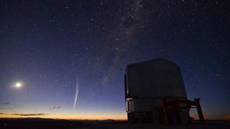 La cometa Lovejoy catturata al Paranal