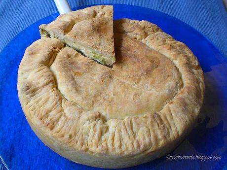 Torta salata con broccoli e salmone affumicato