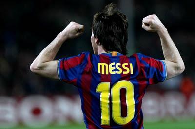 Messi verso il Pallone d'Oro: il 1° contratto con il Barça fu su un tovagliolo