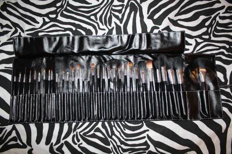 MAC 32 brushes set