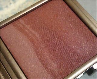 Review Adjustable Colour Blush Kiko Lim. Edition Chic Chalet