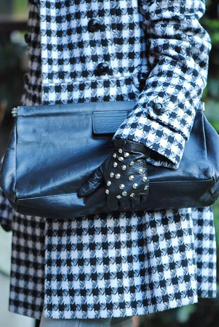 Studded gloves converse all star FashionStuds duemilaedodici borchie borchiate guanti veronica ferraro zara