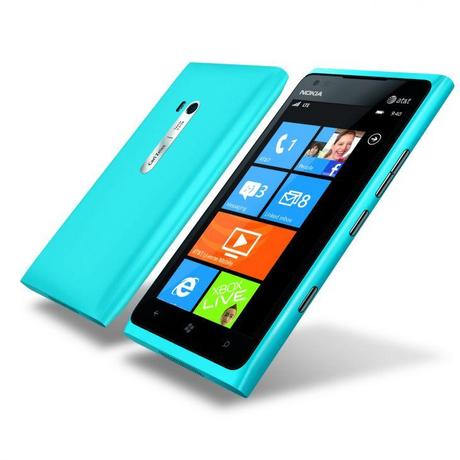 Nokia Lumia 900 : Le specifiche tecniche complete e le foto in Alta risoluzione