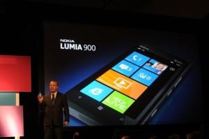 CES 2012: presentato il Nokia Lumia 900