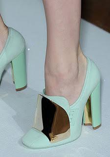 { YSL: Shoes as wearable Art }