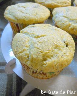 MUFFINS AI MIRTILLI ROSSI, UNA SPLENDIDA SORPRESA E UN OTTIMO TE' ^^ MUFFINS AI MIRTILLI ROSSI, UNA SPLENDIDA SORPRESA E UN OTTIMO TE' ^^