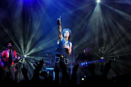 enrique <b alt=