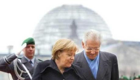 La Merkel promuove Monti