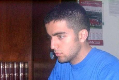 07-01-2012 Bari: cadavere in mare, potrebbe essere Roberto Straccia