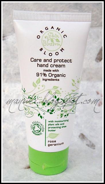 Review Skin Blossom Care and Protect Hand Cream