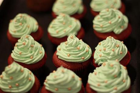 Pick a green Cupcake !