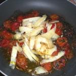 Tagliatelle appetitose con pomodorini al forno e provola