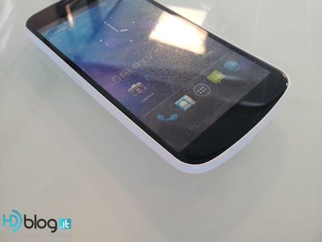 Galaxy Nexus si veste in Bianco : Ecco le prime foto