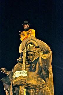 #agoraroma #OccupyVatican #INDIGNATI MANGANELLATI A PIAZZA SAN PIETRO