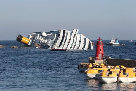 Foto: Naufragio nave da crociera Costa Concordia