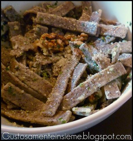 PIZZOCCHERI, NOCI E BASILICO