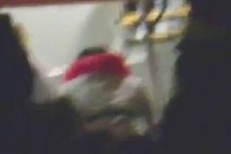 Scialuppa allinterno del Concordia Concordia: terrore sulla scialuppa! VIDEO RIPRESO SULLA NAVE