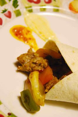 Fajitas di salsiccia e peperoni