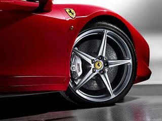 Test Drive Ferrari : 52 auto, 8 giocatori online