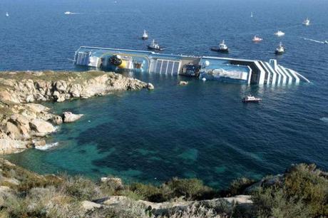 Costa Concordia... Solo un pensiero per chi non c'è più