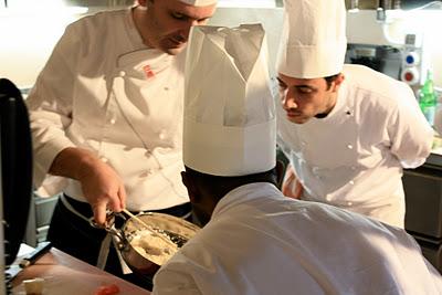 In aula pratica I.F.S.E.: Risotto con gamberi e caponata di verdure