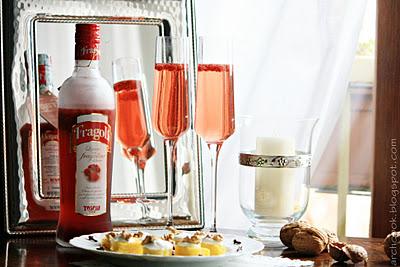 Un aperitivo in famiglia con Fragolì Passion - Toschi