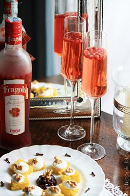 Un aperitivo in famiglia con Fragolì Passion - Toschi