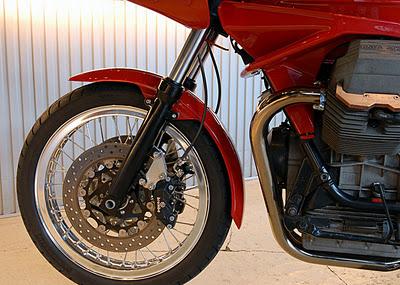 Moto Guzzi Le Mans III by Ritmo Sereno