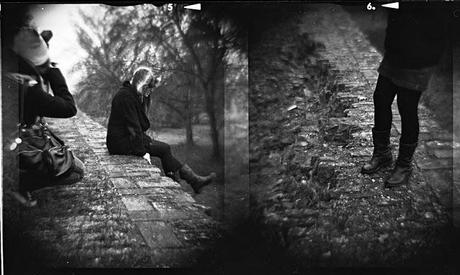 LOMOGRAPHY • photoset con Marti e Nicks (Diana F+ e Ilford HP5 plus 400)