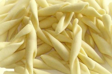 strozzapreti bianchi Strozzapreti Bianchi | Ricetta MondoInformazione
