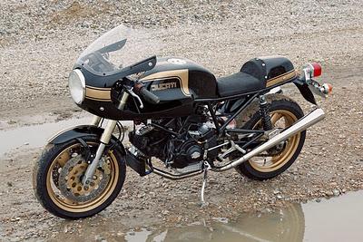 Ducati 900 SS Project Imola by Baines Racing