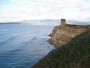 Campu Mannu  La Torre costiera Scala 'e in crollo per il fenomeno di erosione